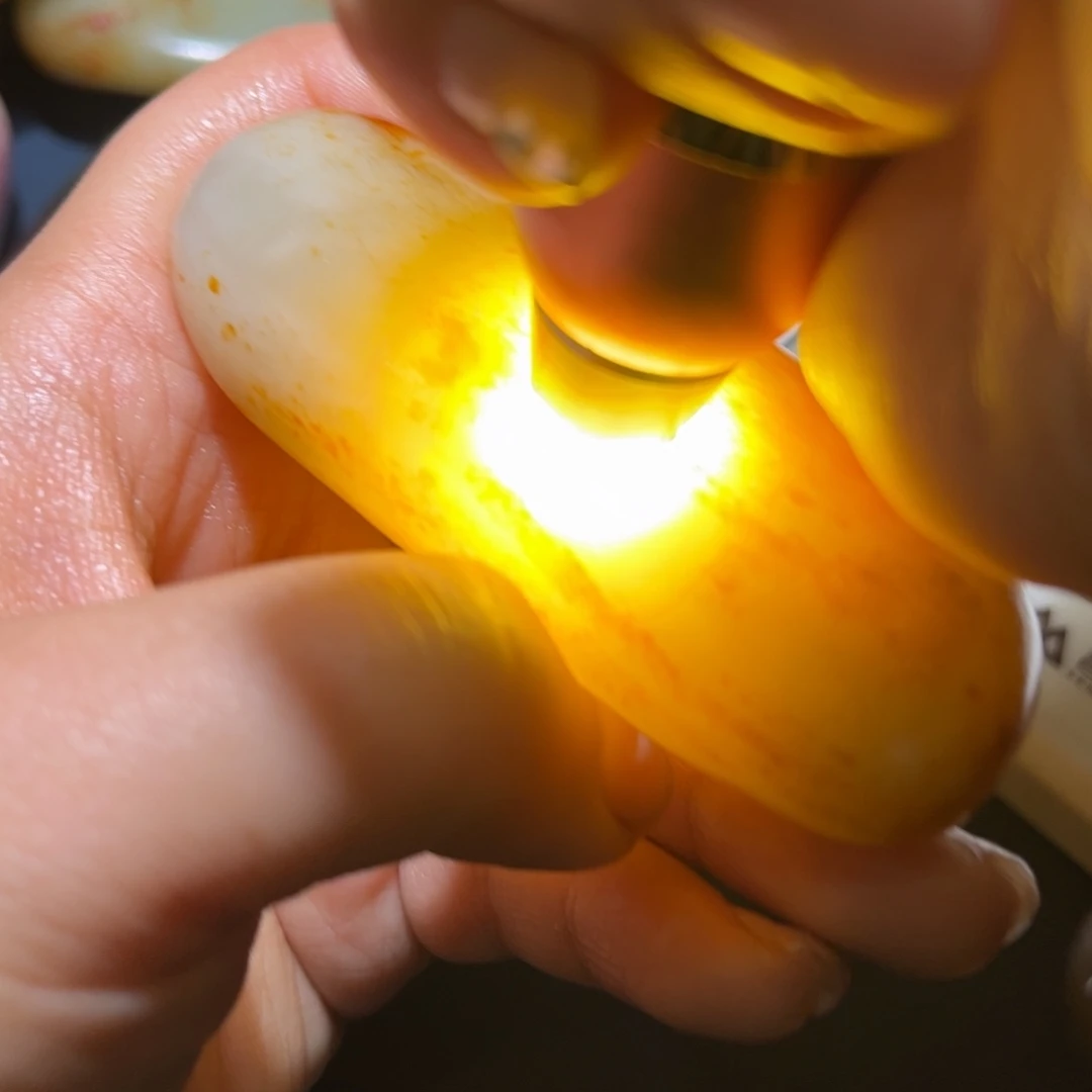 和田玉未镶嵌珠宝奇石