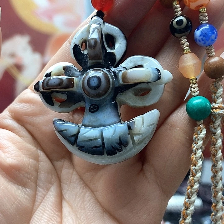 玛瑙/玉髓颈饰合金