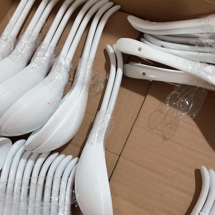 瓷片高白泥大勺两个微瑕包邮