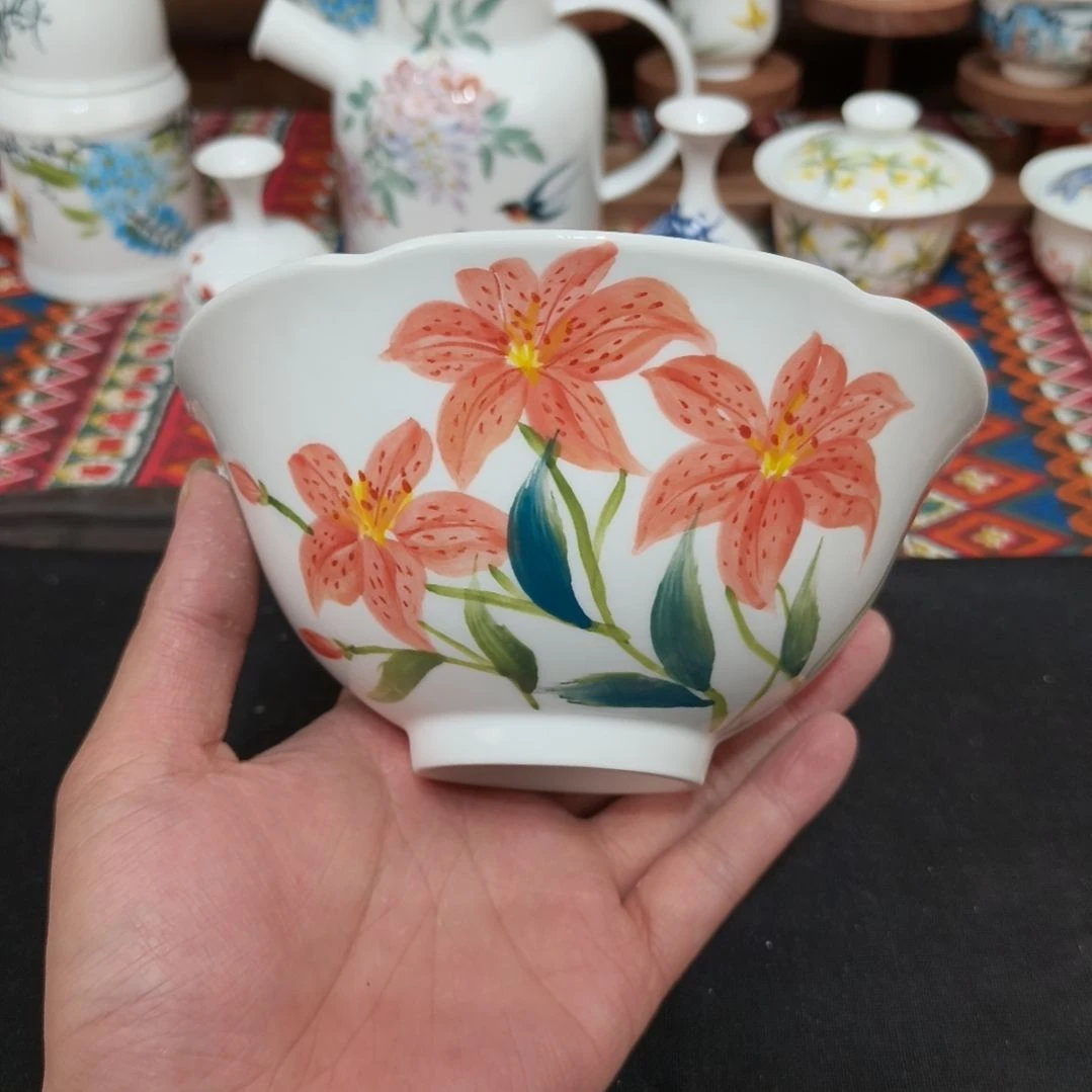 摆件景德镇手工手绘高温瓷器