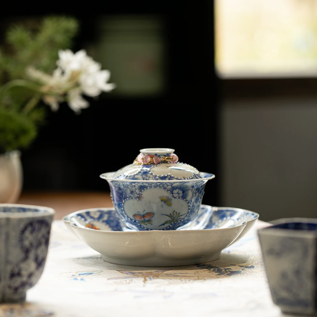 QH0034 素锦山房-五彩万花开窗盖碗