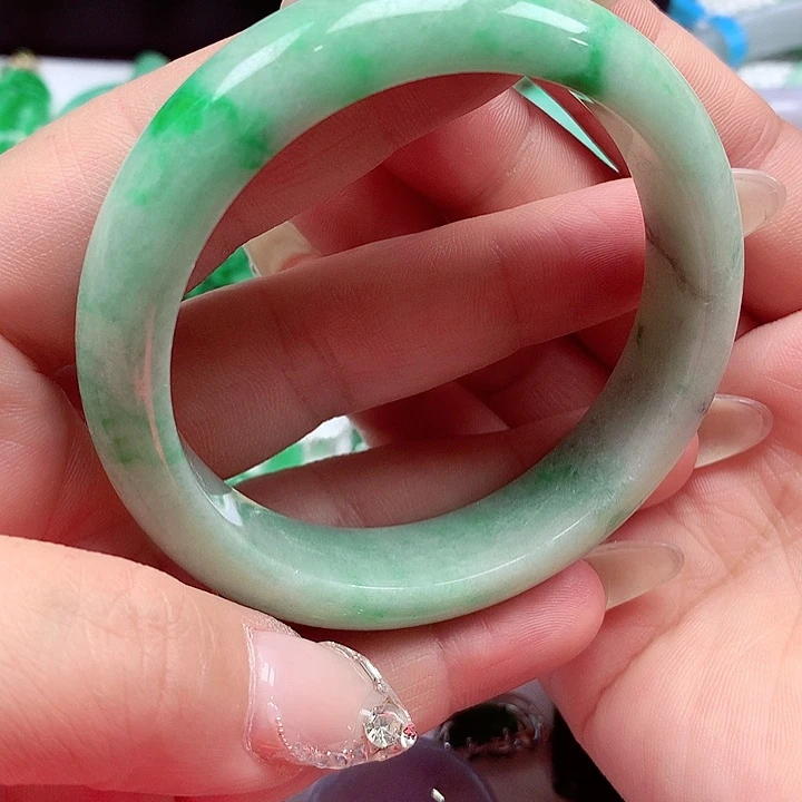 未镶嵌手镯翡翠翡翠手镯
