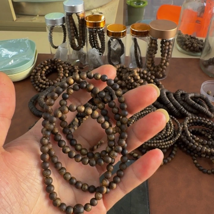 懒***猫沉香碎屑沉香奇楠沉香卡五多圈10