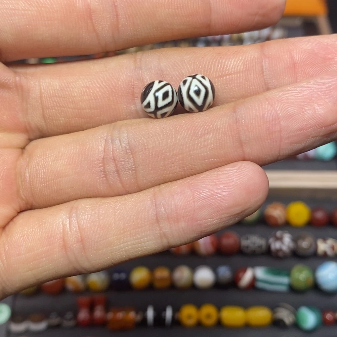 玛瑙/玉髓未镶嵌珠宝半成品大*﹉