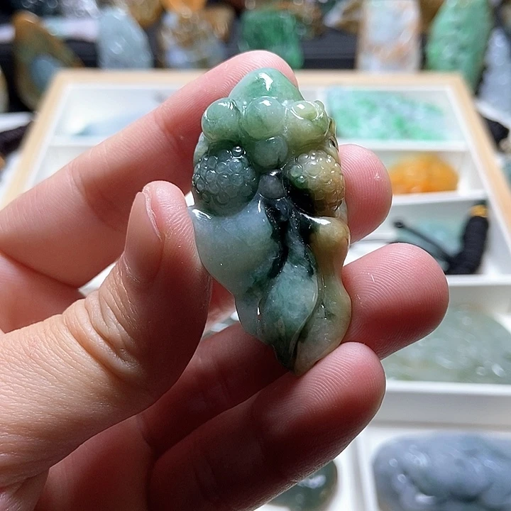 翡翠未镶嵌颈饰翡翠a货