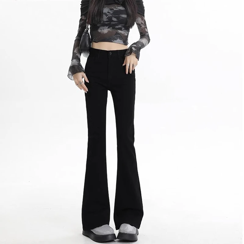 拉夏贝尔黑色微喇叭牛仔裤女秋冬季2025新款高腰显瘦修身加绒长裤