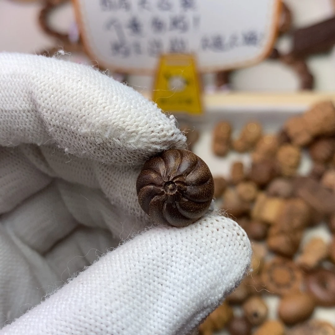 檀香木散珠印度迈索尔老山檀1.5*1.0包子