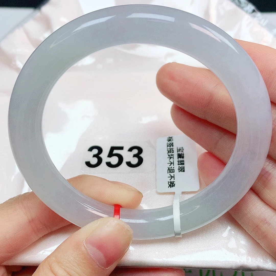 翡翠手镯未镶嵌翡翠手镯56圆
