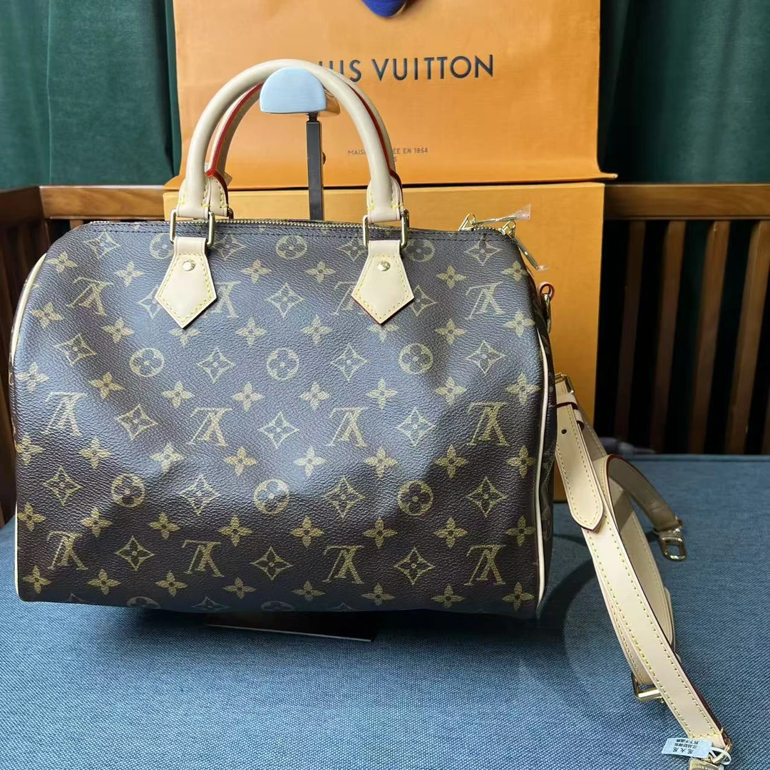 99新 LouisVuitton/路易威登 speedy30 芯片款 枕头包 部分膜在