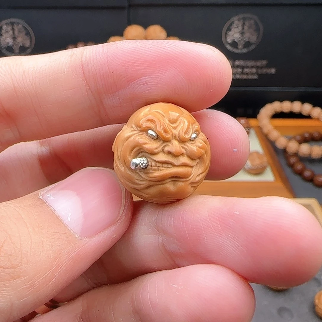 猴头核桃吊坠t**i拽爷➕银管