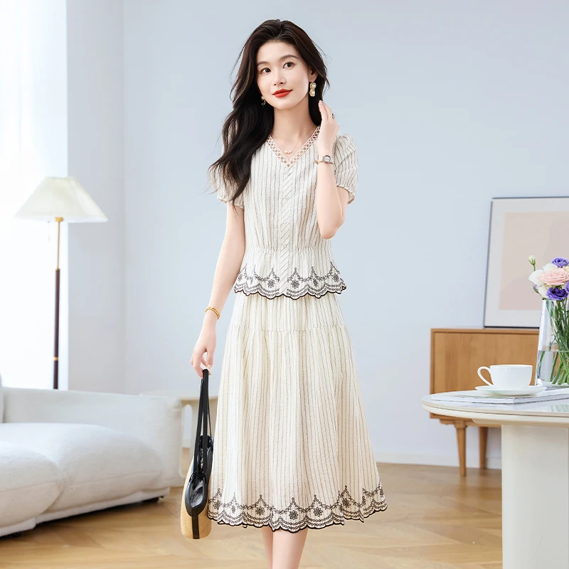 上衣+半身裙优雅新款气质时尚大气减龄收腰显瘦套裙韩版拼接大码