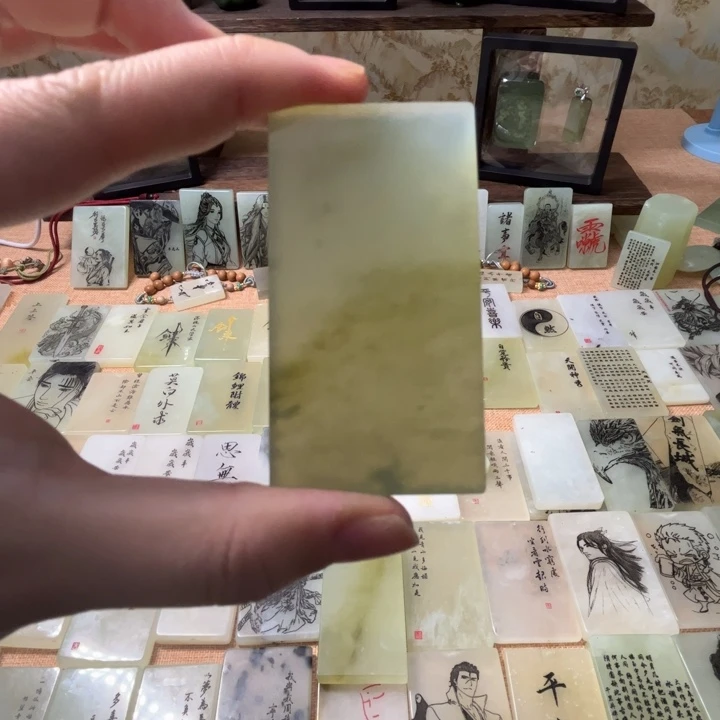 蛇纹石玉合金颈饰