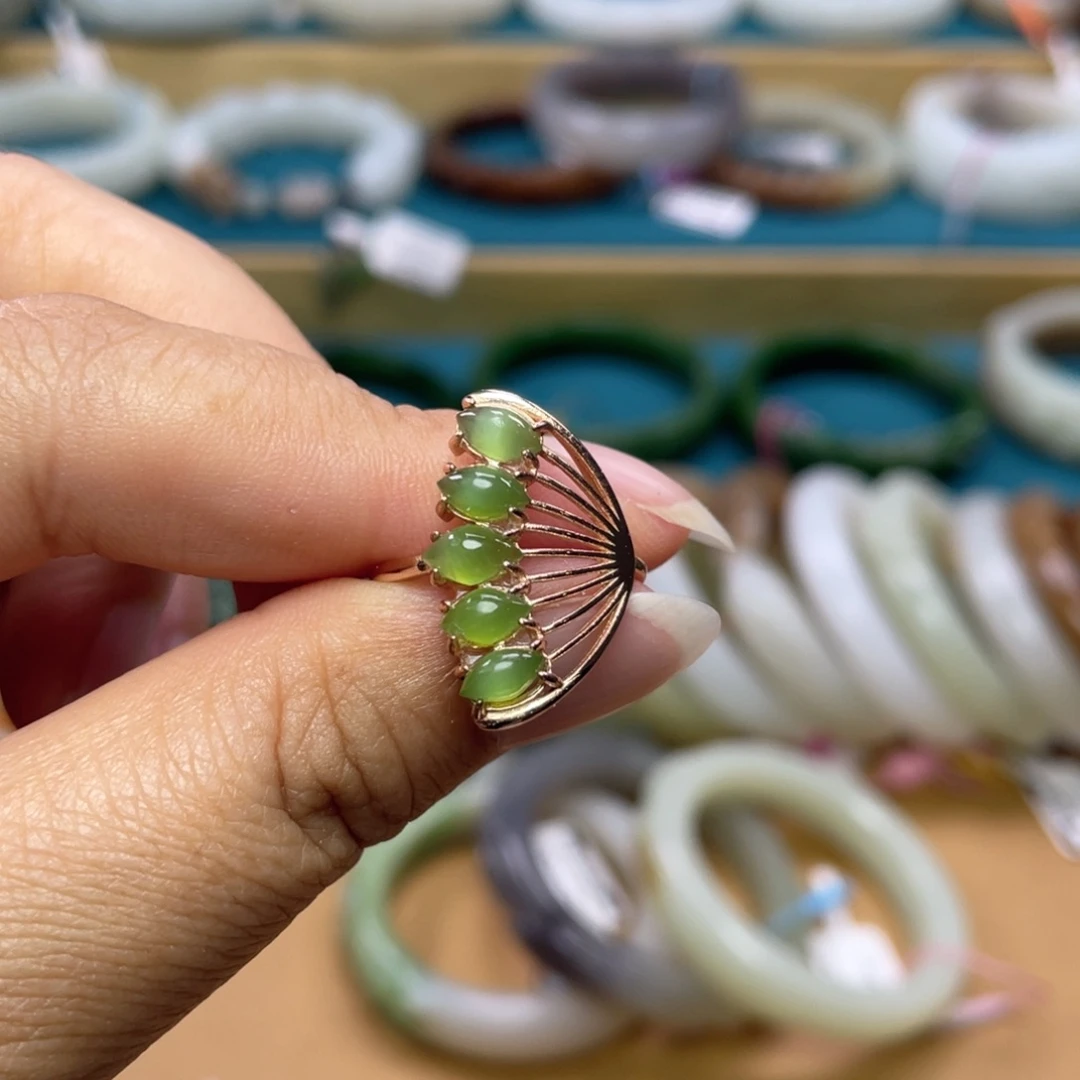 银S925镶嵌戒指和田玉