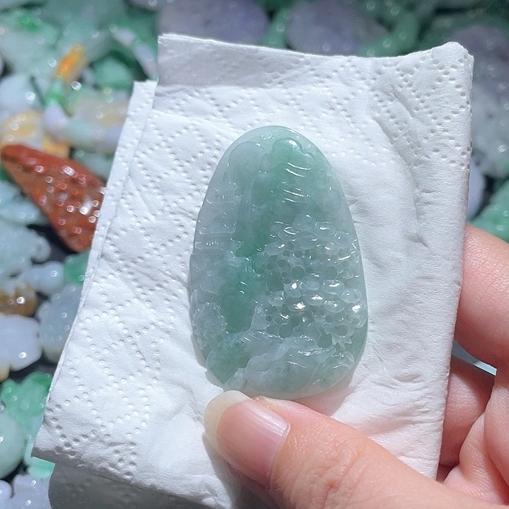 颈饰未镶嵌翡翠天