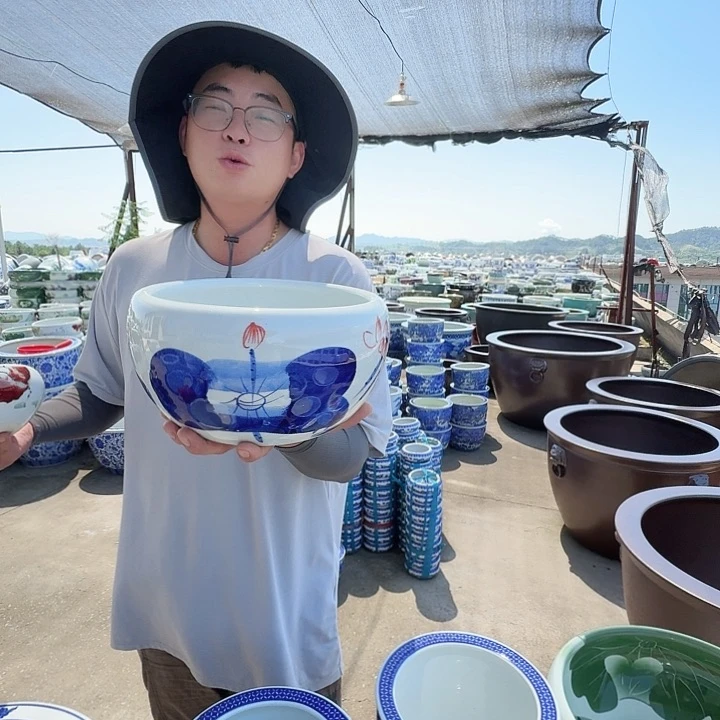 瓷片直径23，高13。。。。