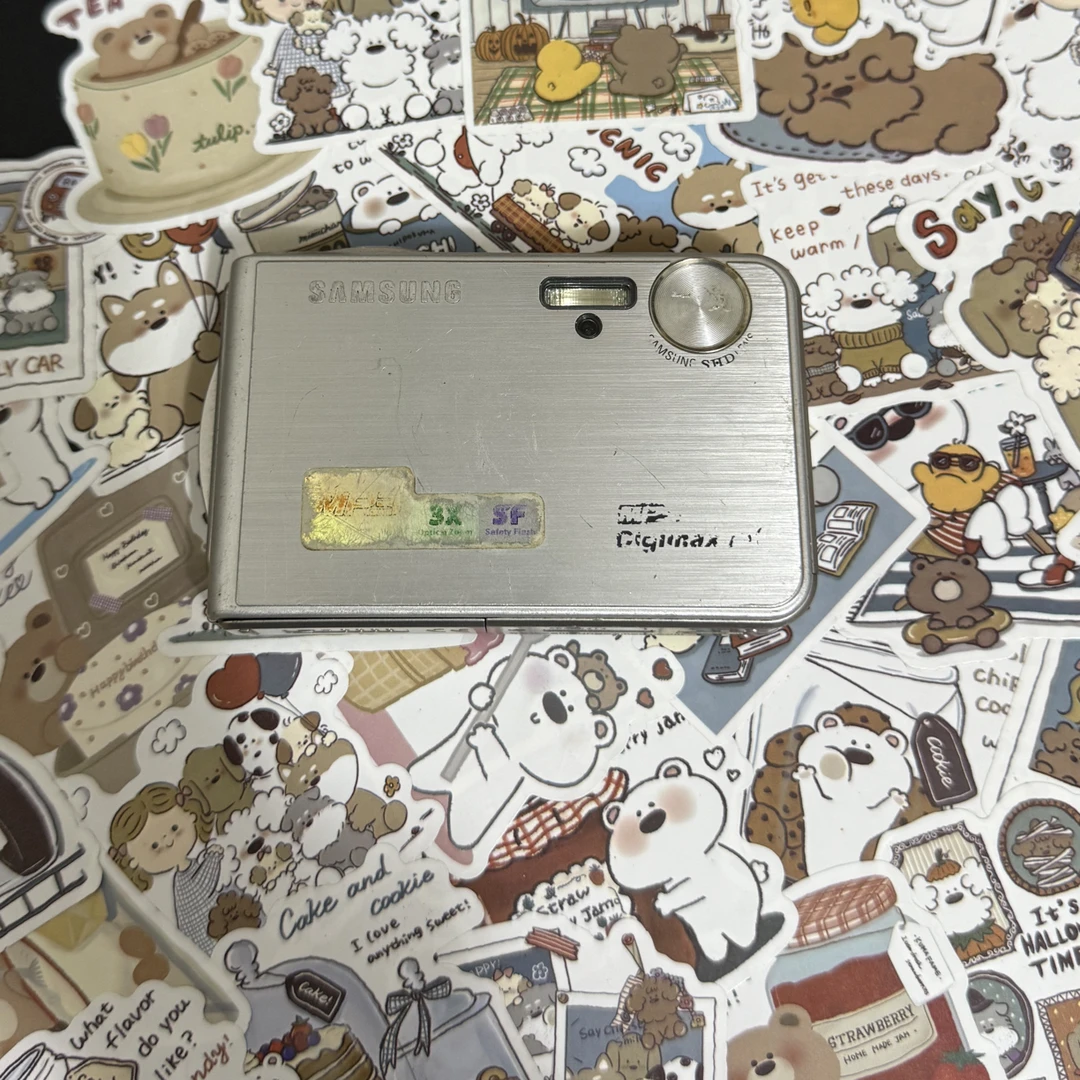 9新 Samsung/三星 9新 i50 500万像素复古出片冷白皮数码相机