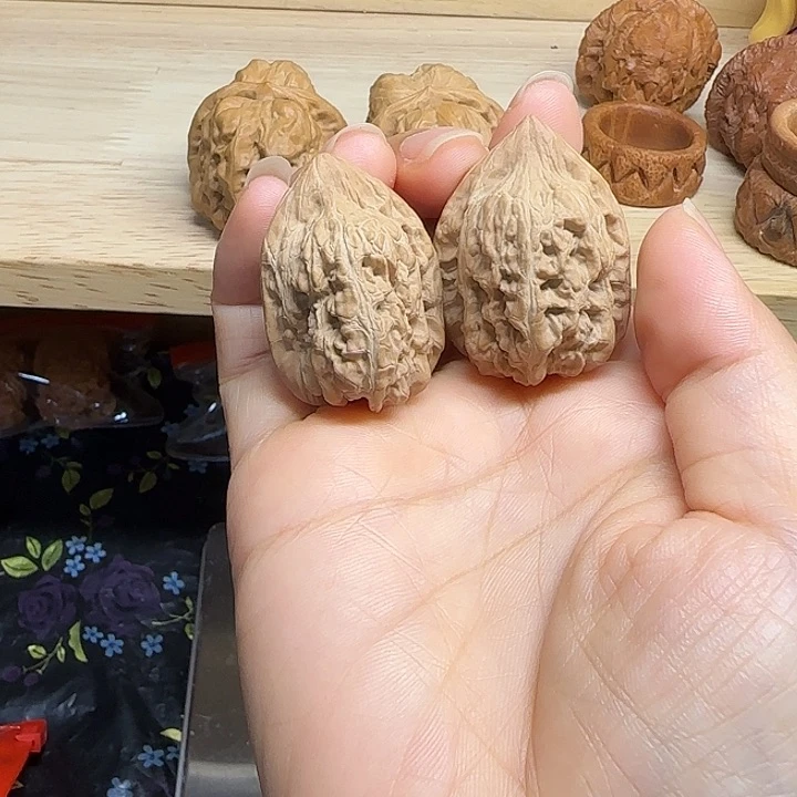 笨***牛核桃手串/手链鸡心