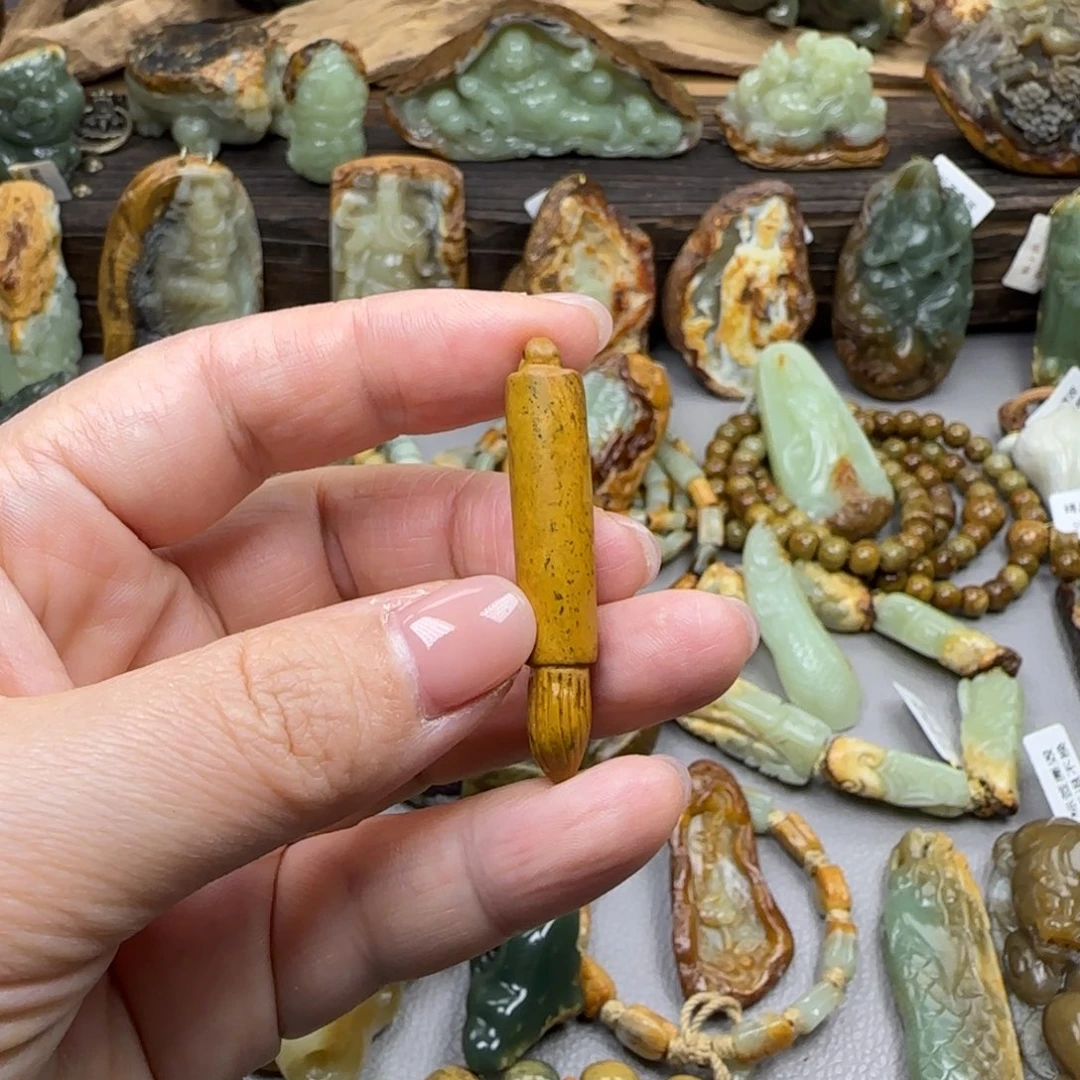 岫岩河磨玉（透闪石质玉）未镶嵌珠宝奇石