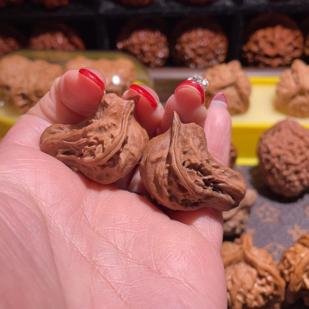 @***9文玩核桃吊坠小鸟