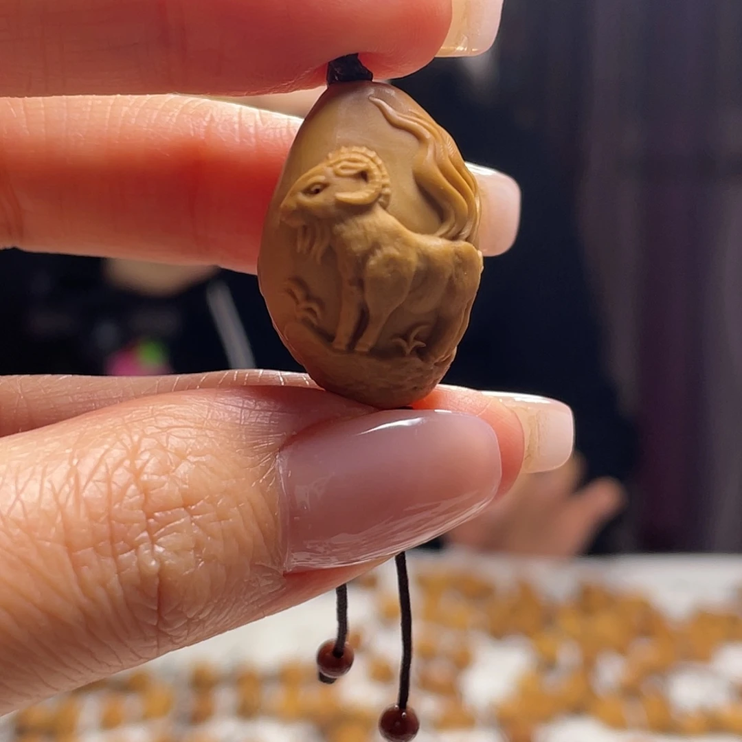 橄榄核吊坠橄榄核