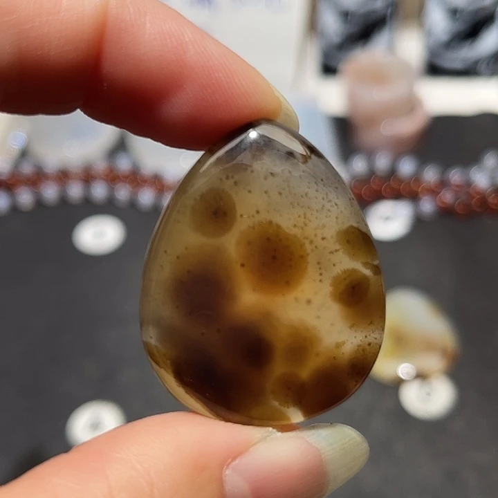 玛瑙/玉髓未镶嵌吊坠(不含链)