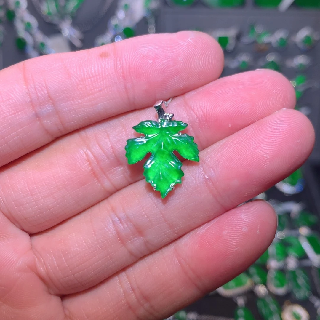 翡翠18K金镶嵌吊坠(不含链)天然翡翠