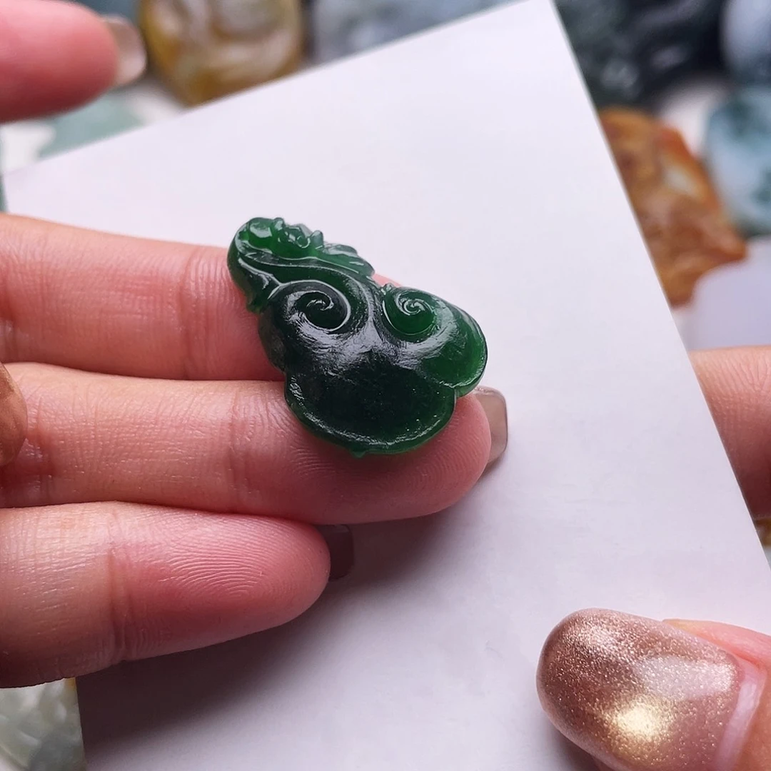 未镶嵌定制翡翠?***心天然