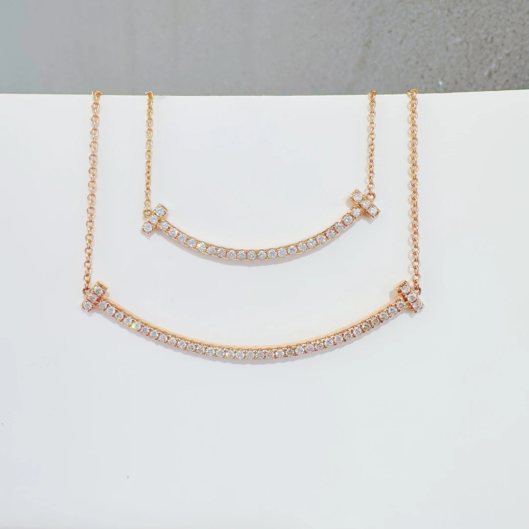 18k金 大微笑满钻项链玫瑰金气质轻奢时尚 多样性发其一