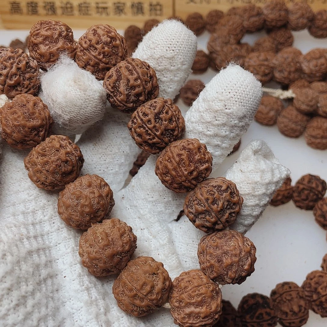 B***r吊坠金刚菩提21尺寸