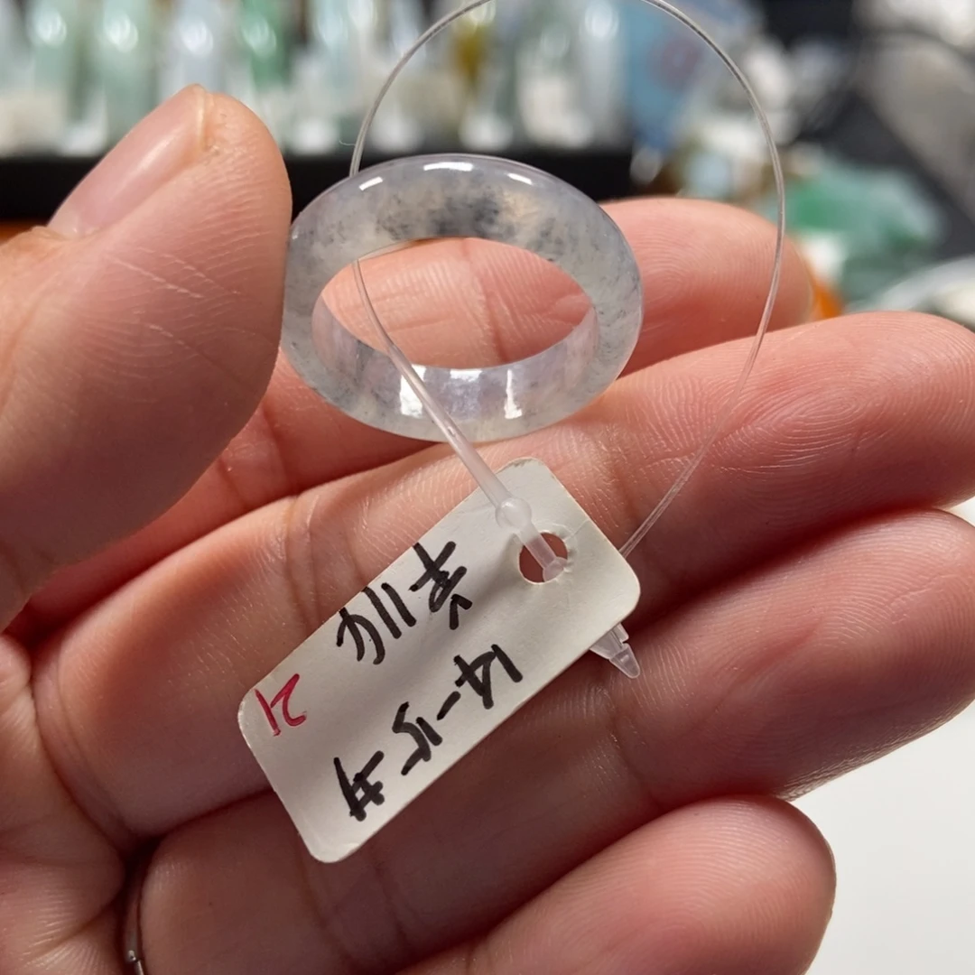 翡翠未镶嵌戒指翡翠