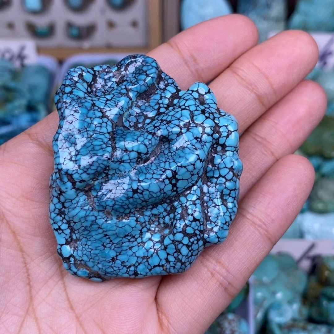 未镶嵌绿松石颈饰
