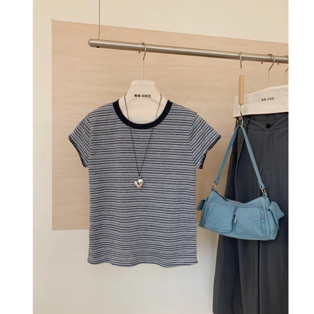 3558韩系新款圆领撞色拼接休闲百搭经典条纹设计短袖上衣