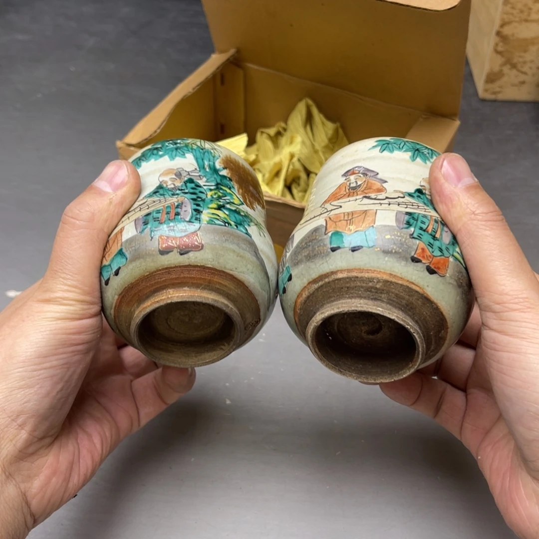 瓷片?****玉密密麻麻地排列着一个