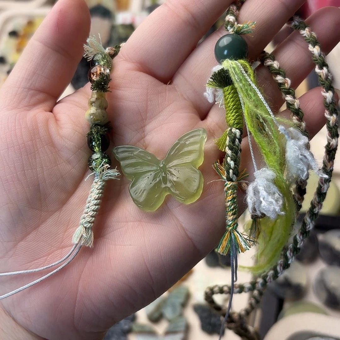 蛇纹石玉合金颈饰
