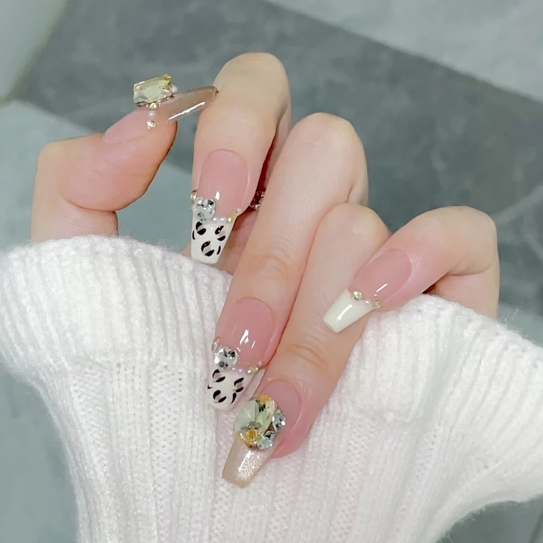 【特价01实拍】高级感猫眼美甲显白纯手工穿戴甲网红指甲贴片中长款