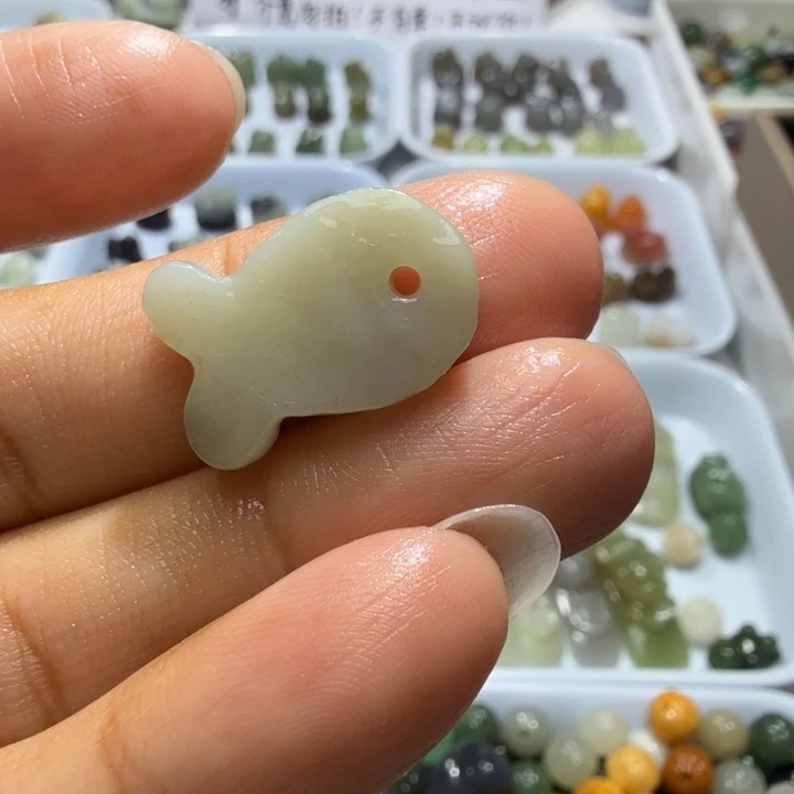 未镶嵌和田玉珠宝半成品