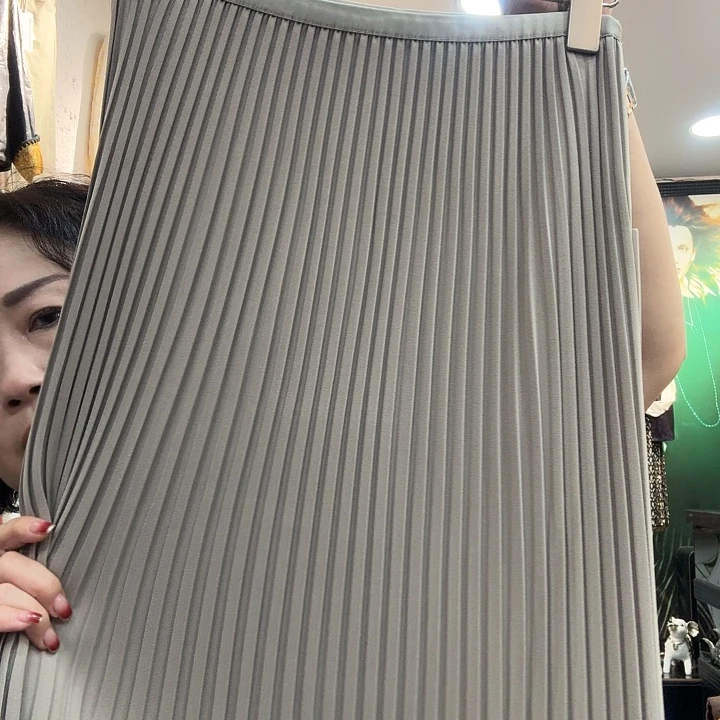 辣***⁷54208，浅灰，半裙，