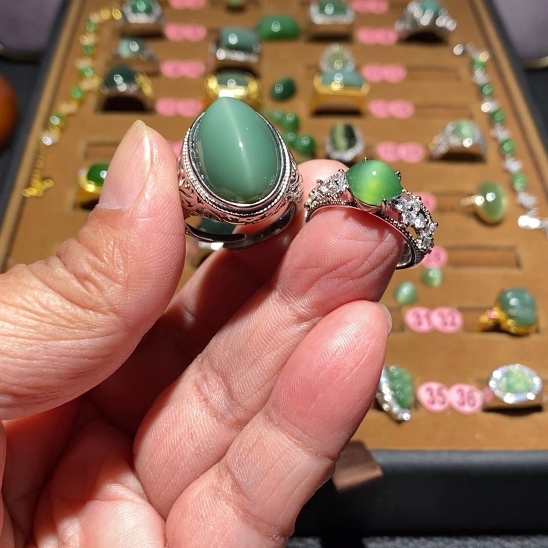 小***仙和田玉未镶嵌戒指