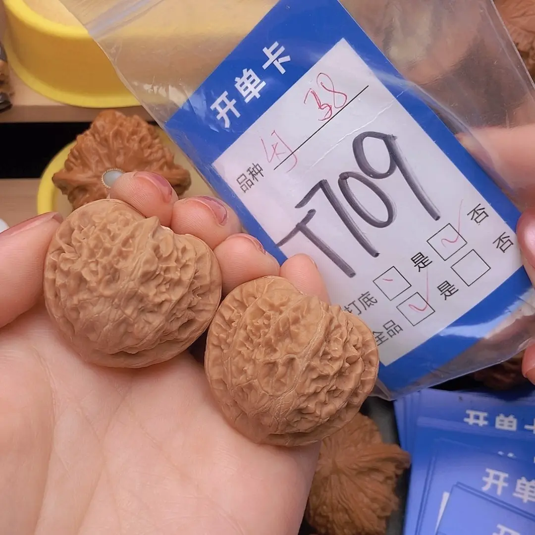 桃核吊坠核桃宫灯全品