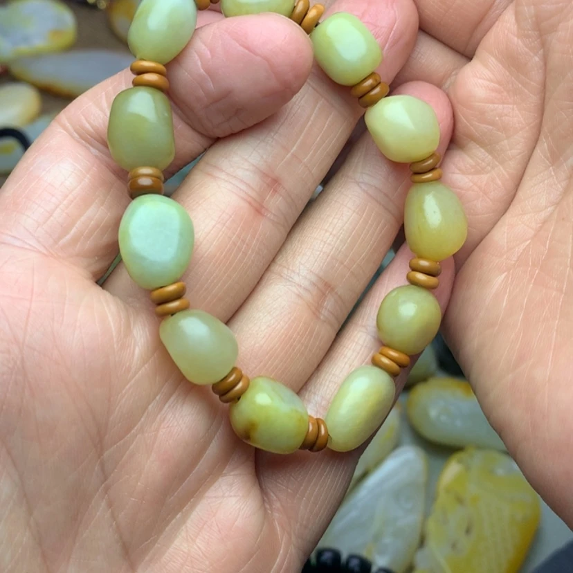 【闪购商品】颈饰未镶嵌和田玉