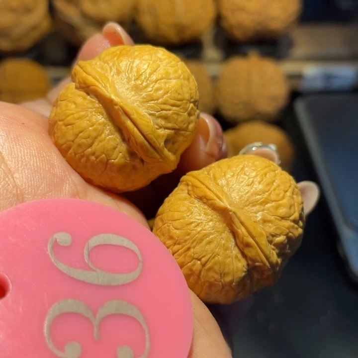 圈***甜蛇皮龙珠核桃尺寸31