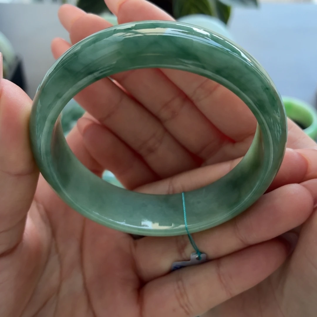 翡翠未镶嵌手镯天然