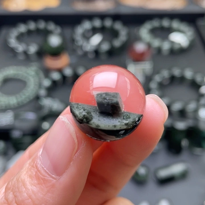 水晶未镶嵌颈饰绿幽灵聚宝盆吊坠