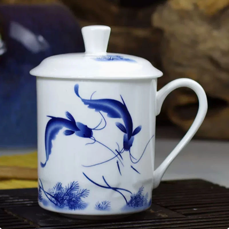 景德镇茶杯陶瓷家用带盖骨瓷大水杯办公室杯子个人杯青花瓷定制