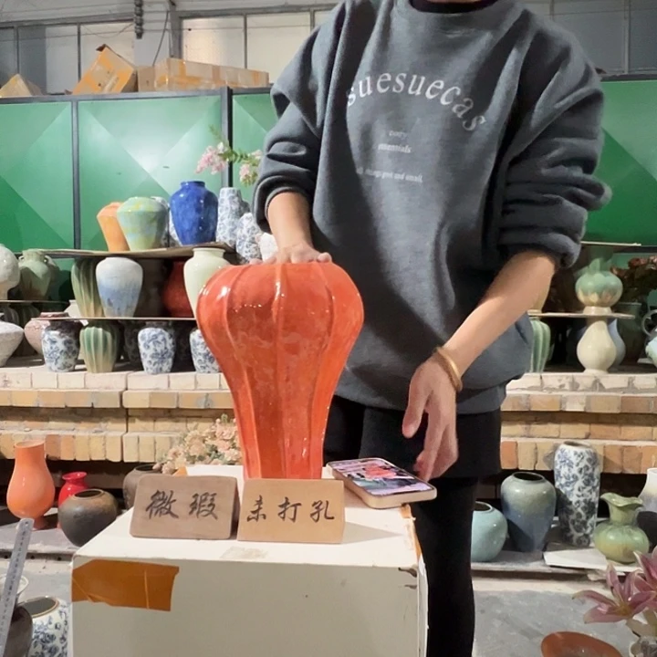 景德镇陶瓷花瓶工厂