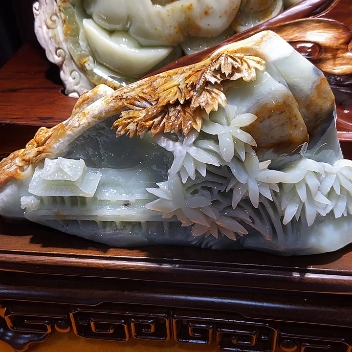 蛇纹石玉(覆膜)合金珠宝奇石