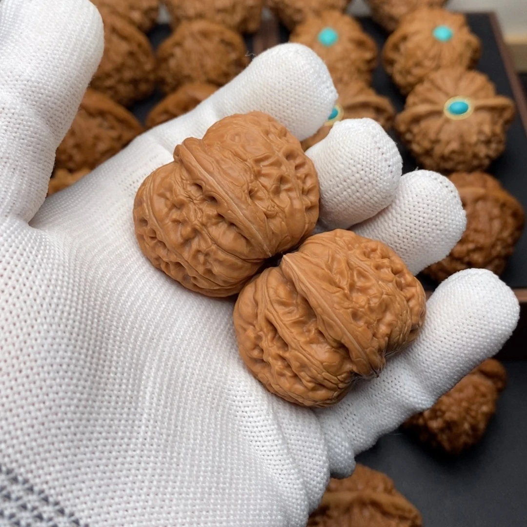 文玩核桃把件元宝