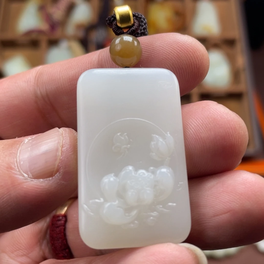 和田玉未镶嵌挂件