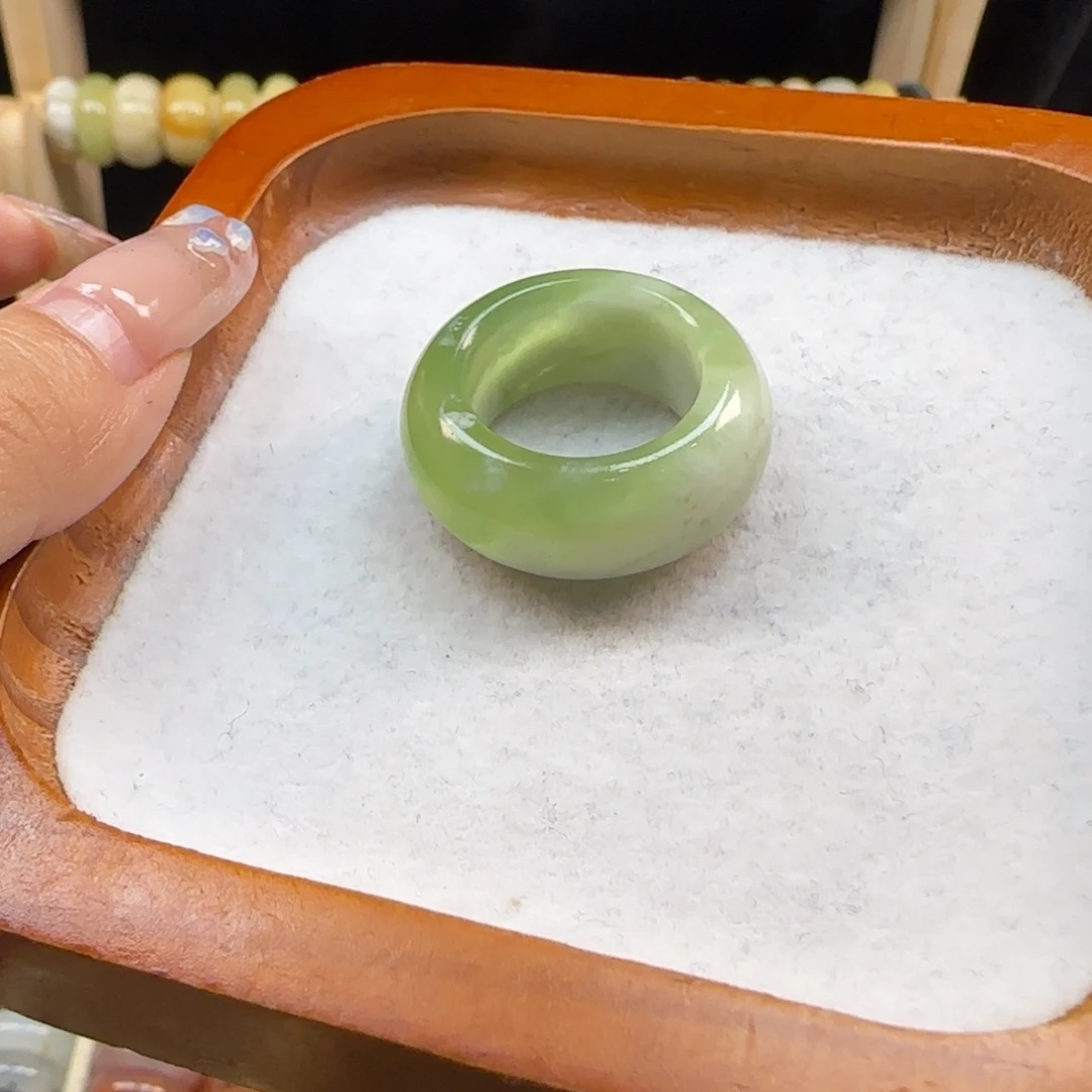 蛇纹石玉合金内径18.35****Ծ