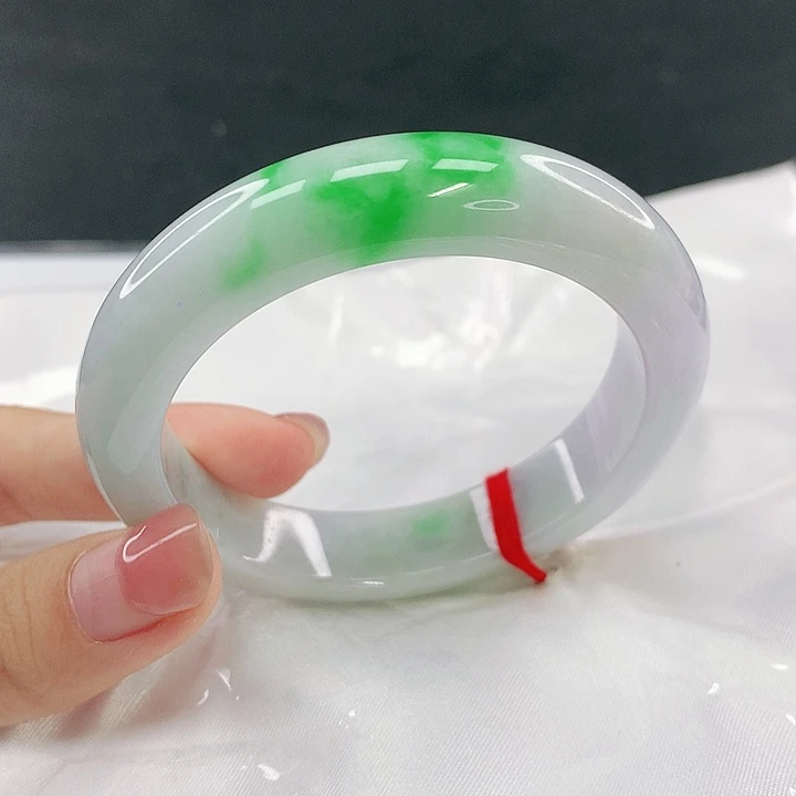 翡翠未镶嵌手镯圈52.5，0A052